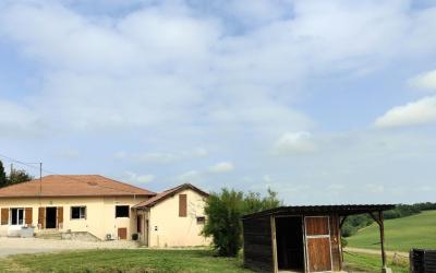 Maison de campagne rénovée plus gîte et 4ha