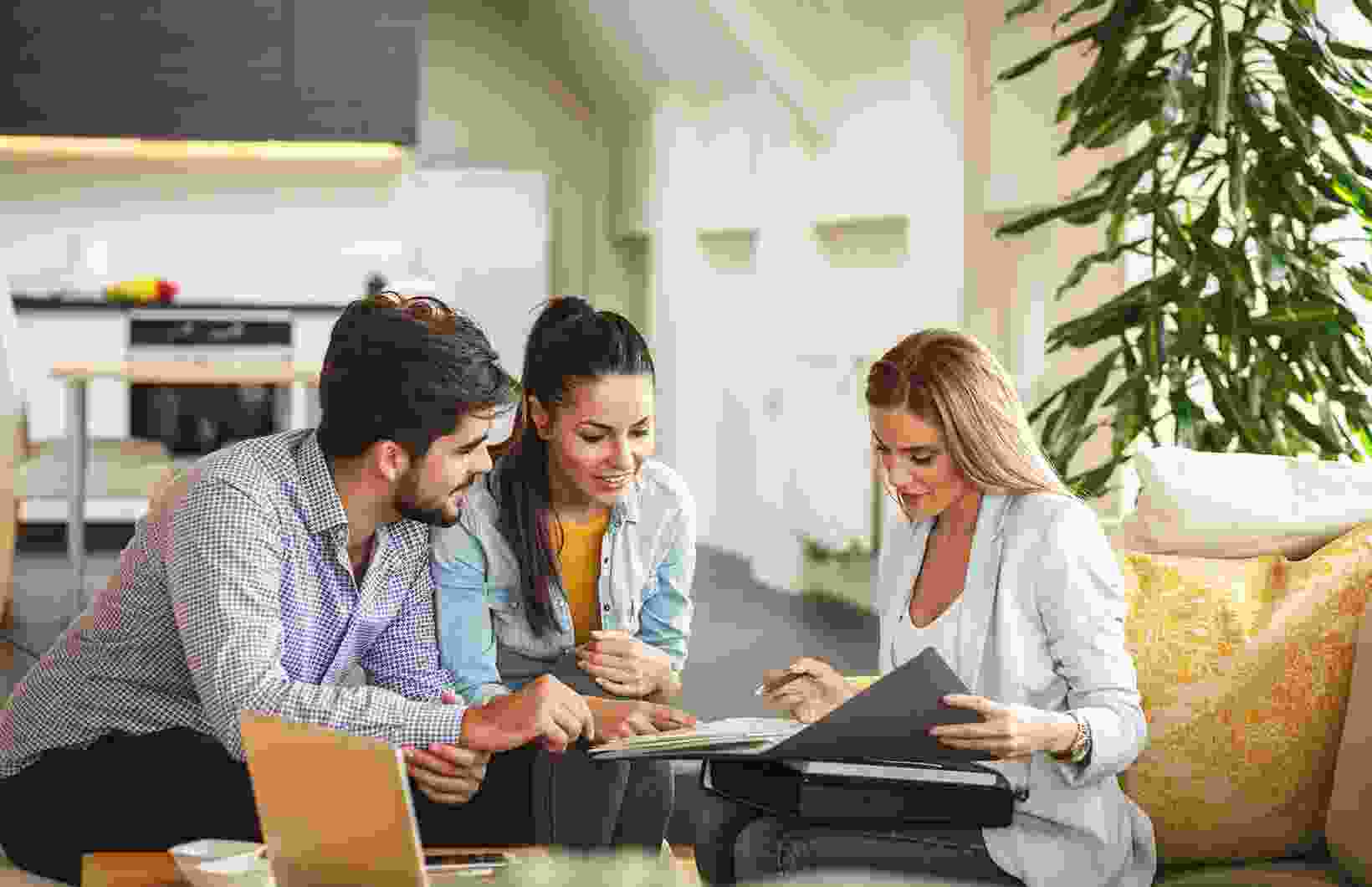 Unlocking the Door: Exploring Real Estate Trends and Insights !